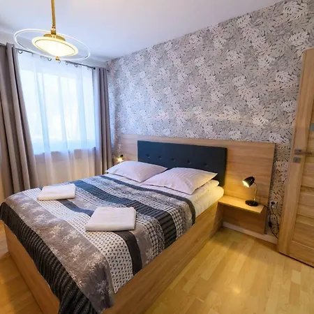 Apartamenty Rodzinne Zdrojowe Kudowa Zdroj Exterior photo