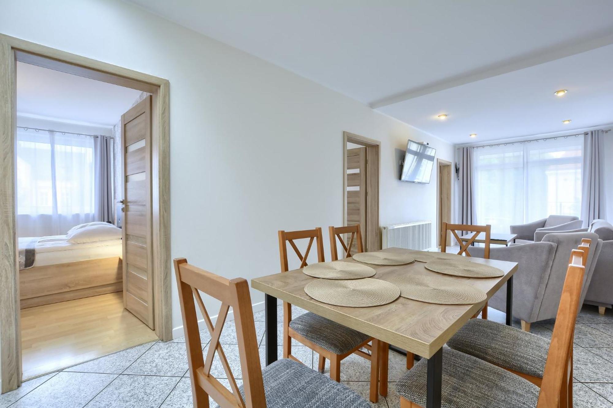 Rodzinne Zdrojowe Apartment